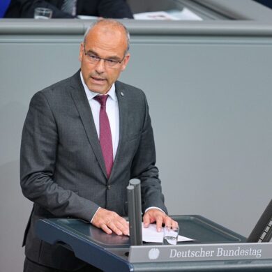 Der AfD-Abgeordnete Rainer Rothfuß war nach eigenen Angaben schon vor einem Jahr bei einem Treffen in Russland mit Anwesenheit Medwedews. (Archivbild)