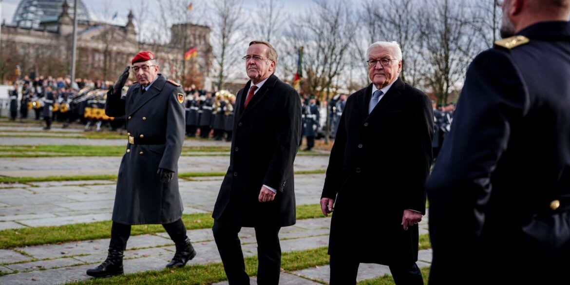 Der Bundespräsident würdigte die Bundeswehr, die tief verankert im freiheitlichen Gemeinwesen und «Armee unserer Demokratie» sei.