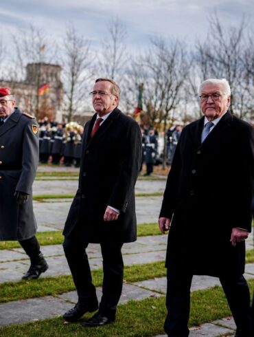Der Bundespräsident würdigte die Bundeswehr, die tief verankert im freiheitlichen Gemeinwesen und «Armee unserer Demokratie» sei.