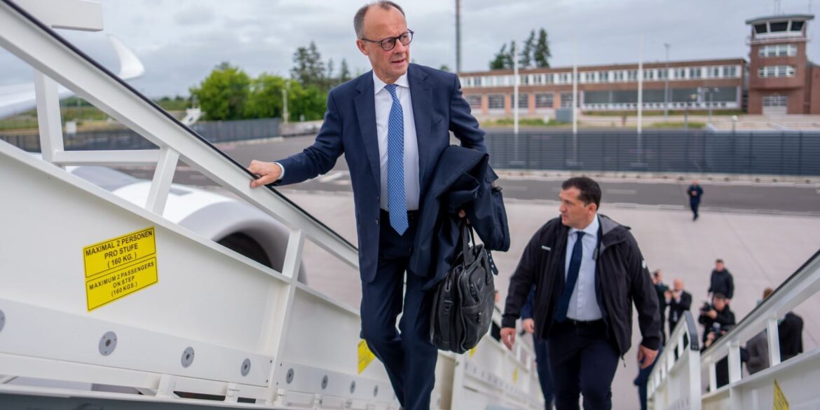 CDU-Chef Friedrich Merz steht vor seiner bislang längsten Auslandsreise als Bundeskanzler. (Archivbild)