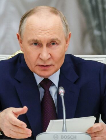 Putin warnt vor «Dekolonisierung» seines Landes.
