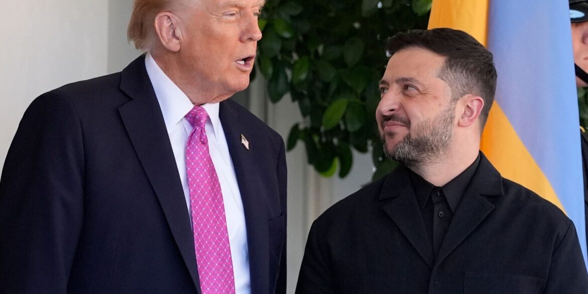 Mit einem ohne Beteiligung Kiews ausgearbeiteten US-Friedensplan konfrontiert, signalisiert der ukrainische Präsident Wolodymyr Selenskyj Gesprächsbereitschaft. (Archivbild)
