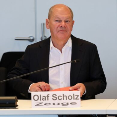 Ex-Kanzler Olaf Scholz (SPD) sagte im Schweriner Untersuchungsausschuss zur Nord Stream 2-Pipeline für russisches Erdgas aus.