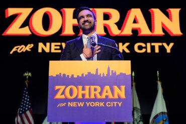 Zohran Mamdani wird neuer Bürgermeister von New York.