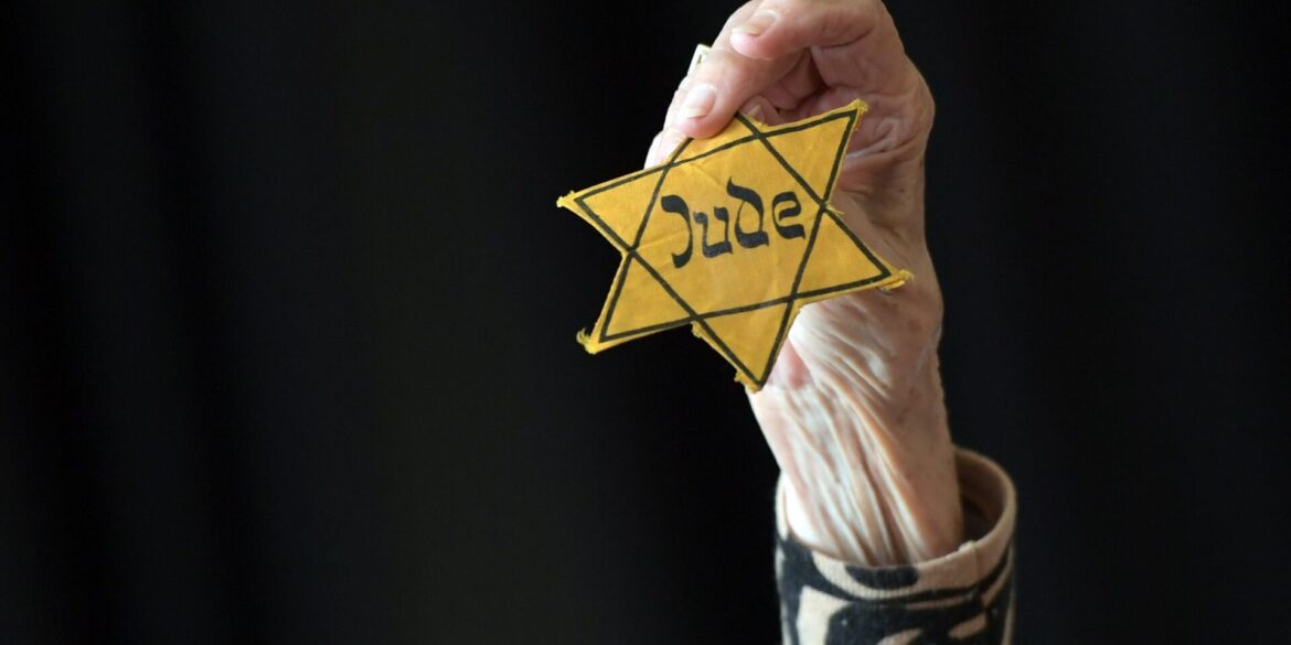 Das Auschwitz-Komitee kritisiert die geplante Auktion. (Symbolbild)