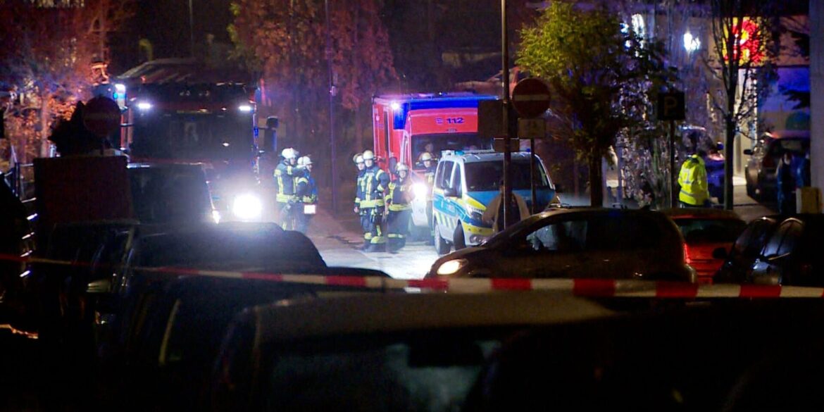 Am frühen Samstagmorgen rückten Einsatzkräfte wegen eines Messerangriffs aus - die Opfer kämpfen weiterhin mit den Folgen.