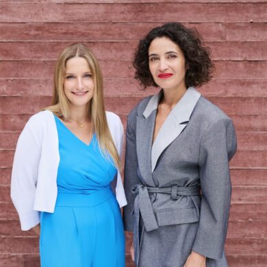 Die US-Regierung hat ein Einreiseverbot gegen die beiden HateAid-Geschäftsführerinnen Josephine Ballon (links) und Anna-Lena von Hodenberg wegen angeblicher Zensur amerikanischer Online-Plattformen verhängt. (Archivbild)