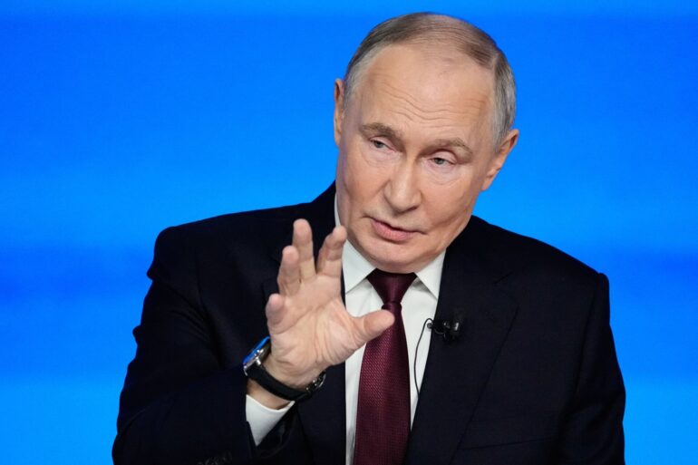Putin bleibt bei seinen Bedingungen für ein Kriegsende in der Ukraine.