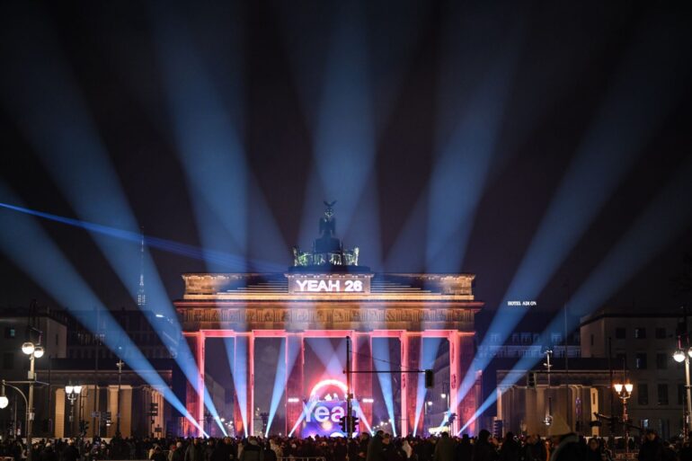 Bei der Silvesterparty am Brandenburger Tor war der Andrang groß.