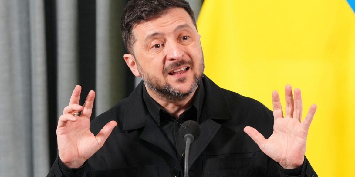 Der ukrainische Präsident Wolodymyr Selenskyj erwartet nach Moskaus Ablehnung einer Feuerpause zum westlichen Weihnachtsfest massive russische Angriffe an den Feiertagen. (Archivbild)