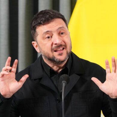 Der ukrainische Präsident Wolodymyr Selenskyj erwartet nach Moskaus Ablehnung einer Feuerpause zum westlichen Weihnachtsfest massive russische Angriffe an den Feiertagen. (Archivbild)
