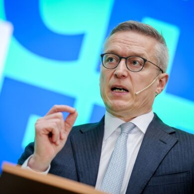 Digitalminister Karsten Wildberger (CDU) erwartet große gesellschaftliche Veränderungen durch die zunehmende Rolle von KI. (Archivbild)