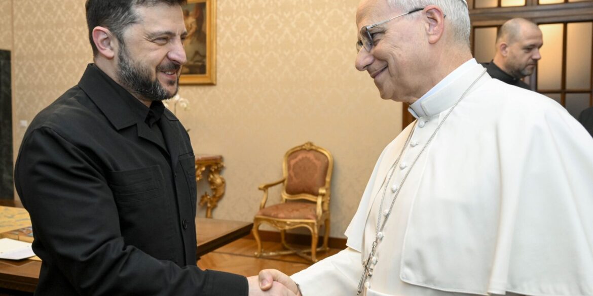 In Rom traf Selenskyj zunächst Papst Leo.