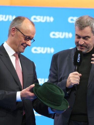 Für CDU-Chef Merz (links) gilt es derzeit, Aufgaben von historischer Bedeutung zu lösen. An diesem Erfolg würde die Politik gemessen.