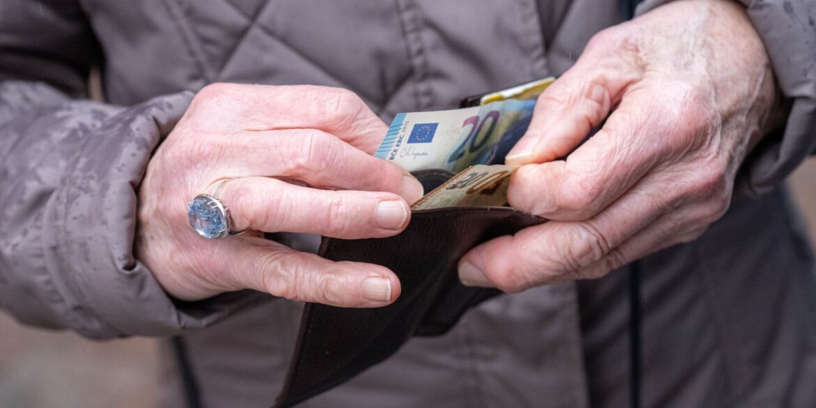 Blickpunkt Rente: Wie viel mehr oder weniger es künftig gibt, entscheidet sich im Bundestag. (Symbolbild)