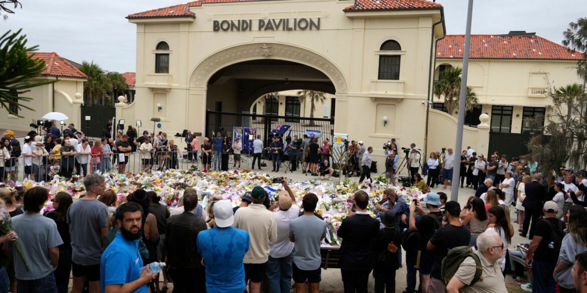 Dem Attentäter vom Bondi Beach werden 59 Tatbestände zur Last gelegt.