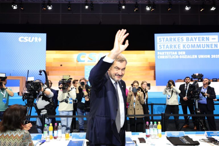 Markus Söder sieht die CSU voll auf Kurs.