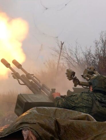 Angehörige der russischen Streitkräfte, die in der Ukraine gekämpft haben, bekommen möglicherweise künftig kein Visum mehr für die Einreise in die EU. (Archivbild)