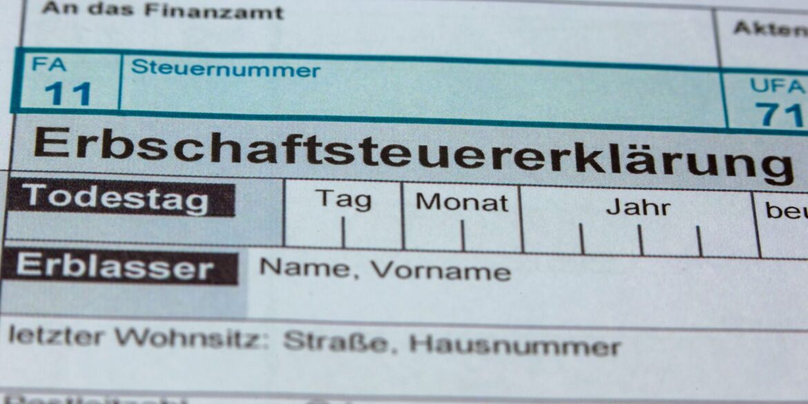 Die Erbschaftssteuer droht mal wieder zum Zankapfel zu werden. (Illustration)