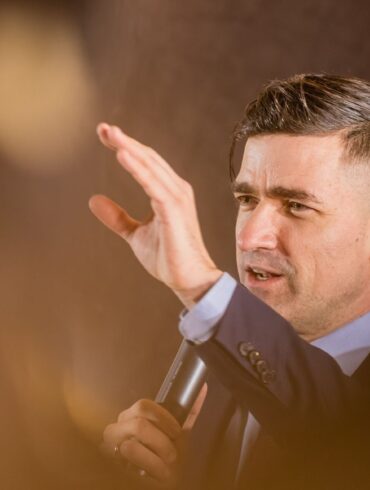 Martin Sellner gilt als Vordenker und Leitfigur der Identitären Bewegung. (Archivbild)