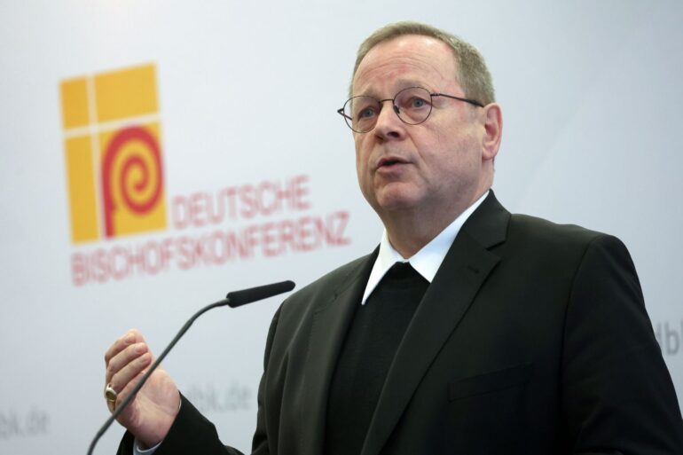 Bischof Bätzing steht für eine zweite Amtszeit als Vorsitzender der Bischofskonferenz nicht zur Verfügung. (Archivbild)