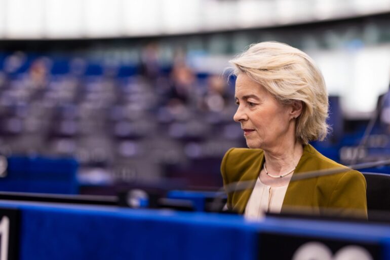 Vorherige Misstrauensanträge gegen Ursula von der Leyens EU-Kommission scheiterten deutlich. (Archivbild)