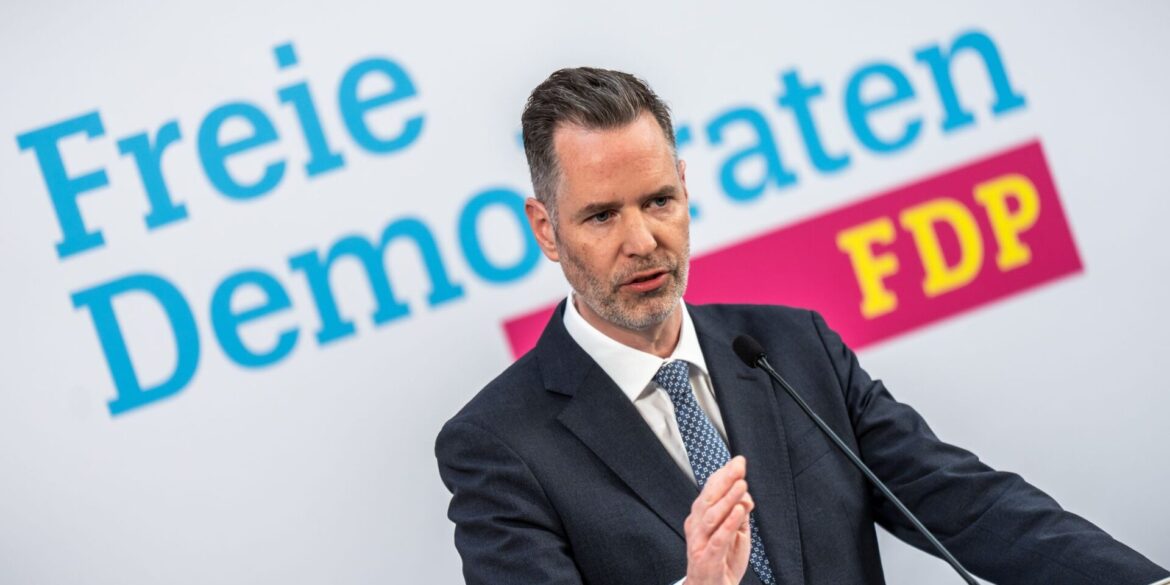 Muss seiner Partei beim Dreikönigstreffen Mut machen: FDP-Chef Dürr. (Archivfoto)