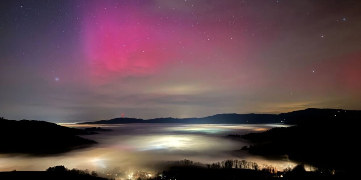 Polarlicht überm Wolkenteppich