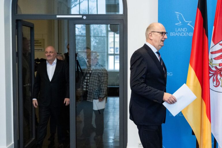 Er muss ein neues Regierungsbündnis bilden: Ministerpräsident Dietmar Woidke nach dem Aus der SPD/BSW-Koalition.