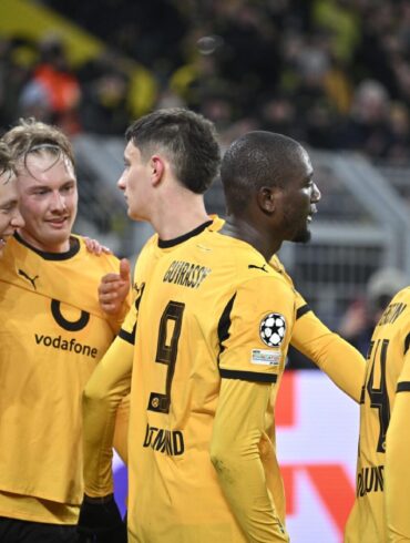 Borussia Dortmund darf auf den Einzug ins Achtelfinale der Champions League hoffen.