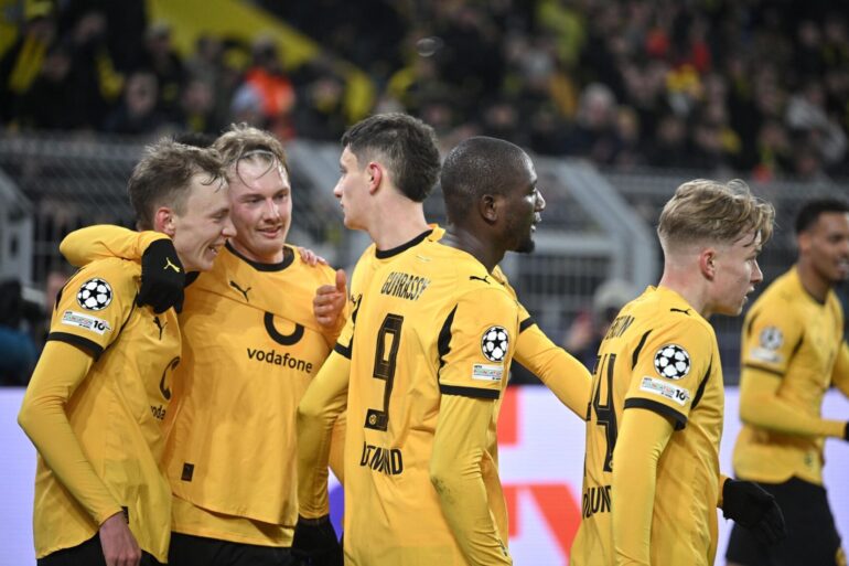 Borussia Dortmund darf auf den Einzug ins Achtelfinale der Champions League hoffen.
