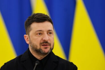 Der ukrainische Präsident Wolodymyr Selenskyj hat trilaterale Gespräche für kommende Woche in Abu Dhabi angekündigt. (Archivbild)