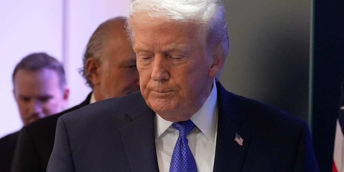 Der Supreme Court hat viele seiner Zölle für illegal erklärt - nun reagiert Trump.