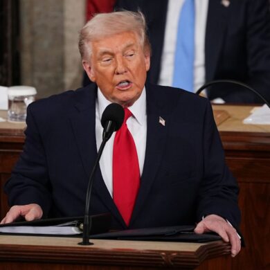 Die USA hätten jetzt die mit Abstand sichersten Grenzen in der Geschichte Amerikas - sagt Trump.