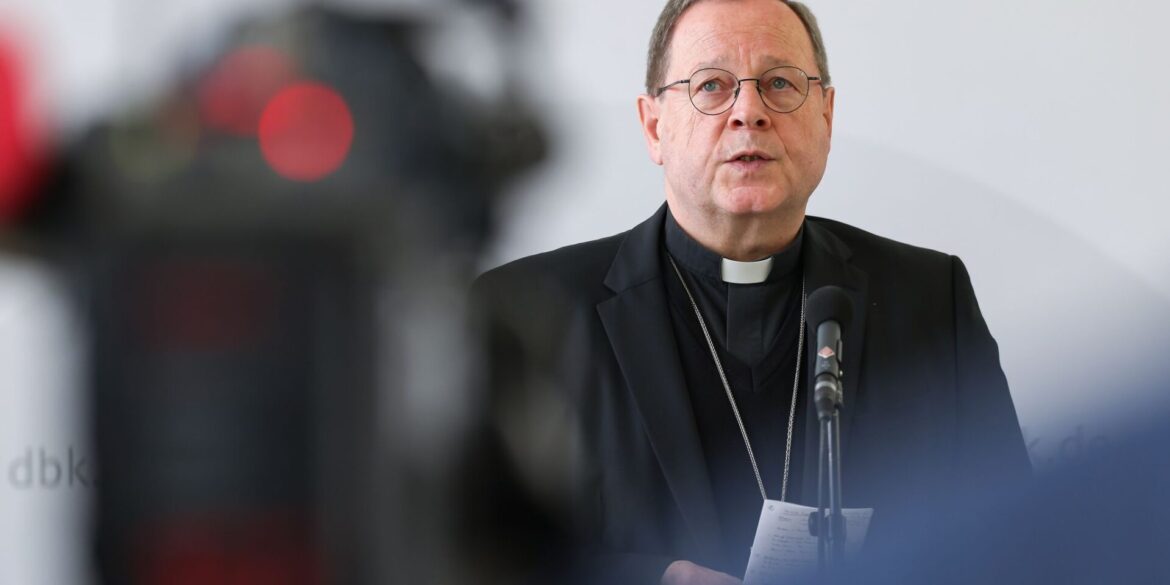 In Würzburg will die Deutsche Bischofskonferenz einen neuen Vorsitzenden wählen. Derzeitiger Amtsinhaber ist Georg Bätzing.