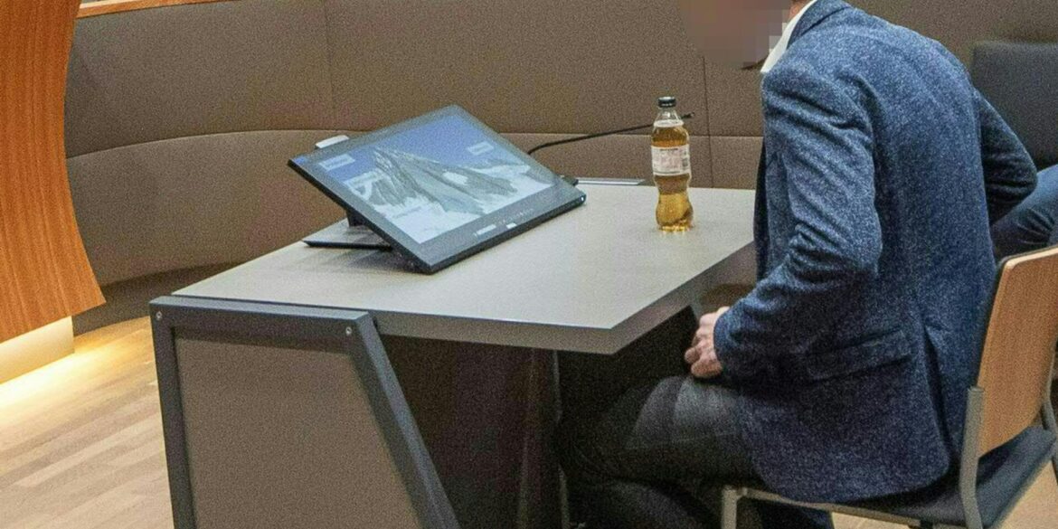 Der angeklagte Freund der Toten beteuerte seine Unschuld.