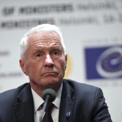 Nach den neuesten Veröffentlichungen im Fall Epstein wird in Norwegen gegen den früheren Generalsekretär des Europarates, Thorbjørn Jagland, ermittelt. (Archivbild)