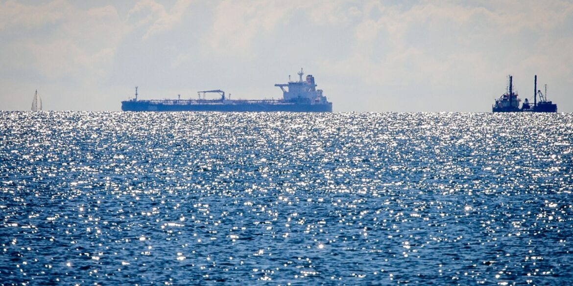 Immer wieder werden in Europa Tanker der russischen Schattenflotte eingenommen.