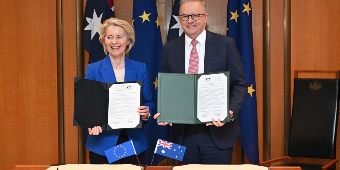 EU-Kommissionspräsidentin von der Leyen und Australiens Premier Albanese posierten strahlend vor der Presse.