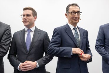 Müssen nach der Wahl aller Voraussicht nach miteinander regieren: Manuel Hagel und Cem Özdemir. (Archivbild)