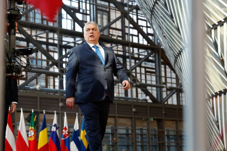 Will im Streit um das Milliarden-Darlehen für die Ukraine hart bleiben: Ungarns Ministerpräsident Viktor Orban.