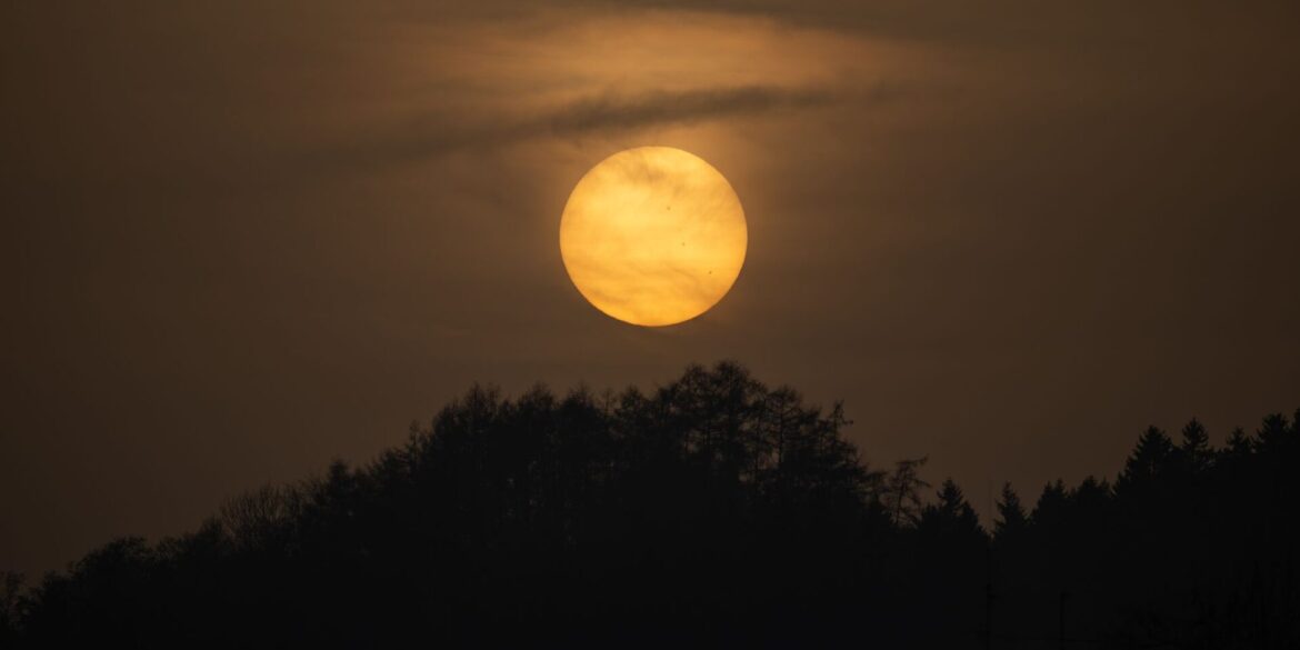 Saharastaub am Himmel über Baden-Württemberg