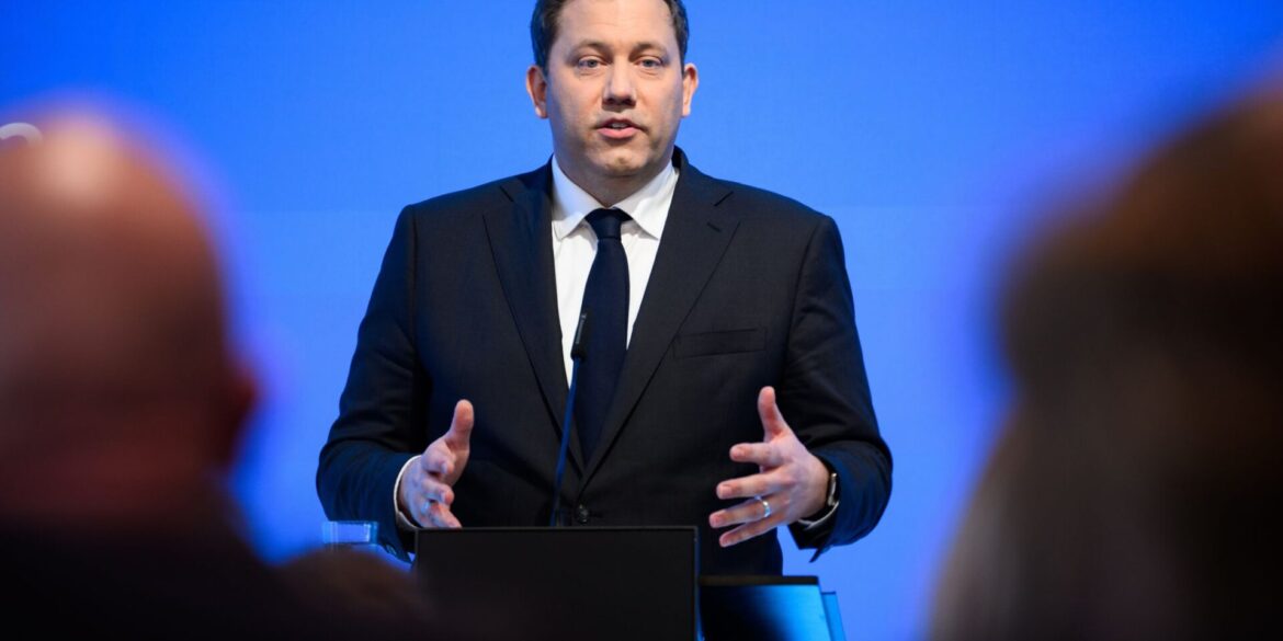 Der SPD-Chef präsentiert seinen Reformplan.