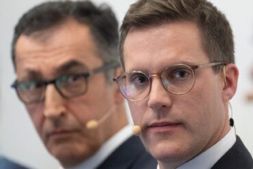 Özdemir ist Hagel in den Umfragen auf den Fersen.