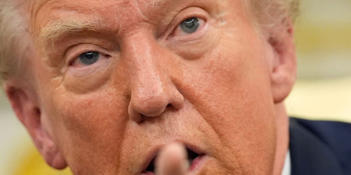 Donald Trump ist erbost darüber, dass Nato-Partner seinen Iran-Krieg nicht stärker unterstützen. Nun will er Konsequenzen prüfen. (Archivbild)