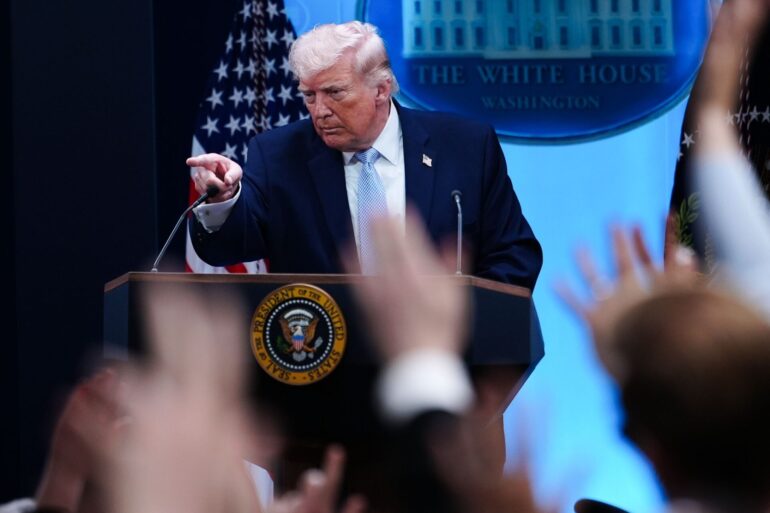 Trump bekräftigt seine Drohungen gegen den Iran.