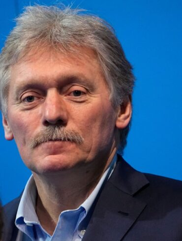 Kremlsprecher Dmitri Peskow kündigt nach Kritik einer Bloggerin an den Zuständen in Russland Arbeit an Problemen an. (Archivbild)
