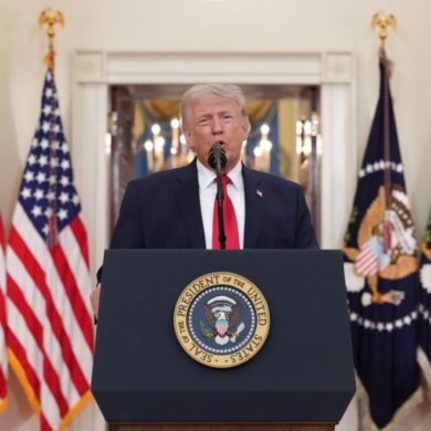 Trumps Botschaft an die Amerikanerinnen und Amerikaner lautet: Die militärischen Ziele der USA sind fast erreicht.