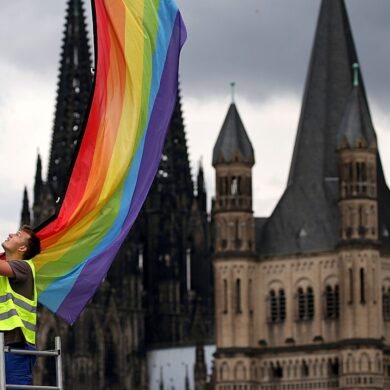 Segensfeiern für homosexuelle Paare sind in der katholischen Kirche umstritten. (Archivbild)