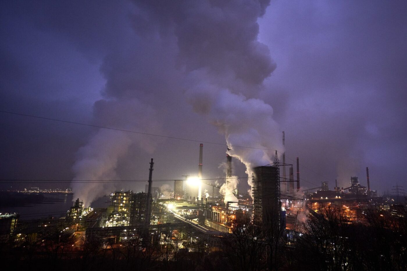 Steigende Energiepreise treffen die von Rohstoffimporten abhängige deutsche Wirtschaft besonders. (Archivbild)